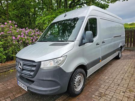 MERCEDES-BENZ SPRINTER