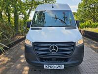 MERCEDES-BENZ SPRINTER