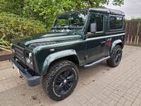 LAND ROVER DEFENDER 90